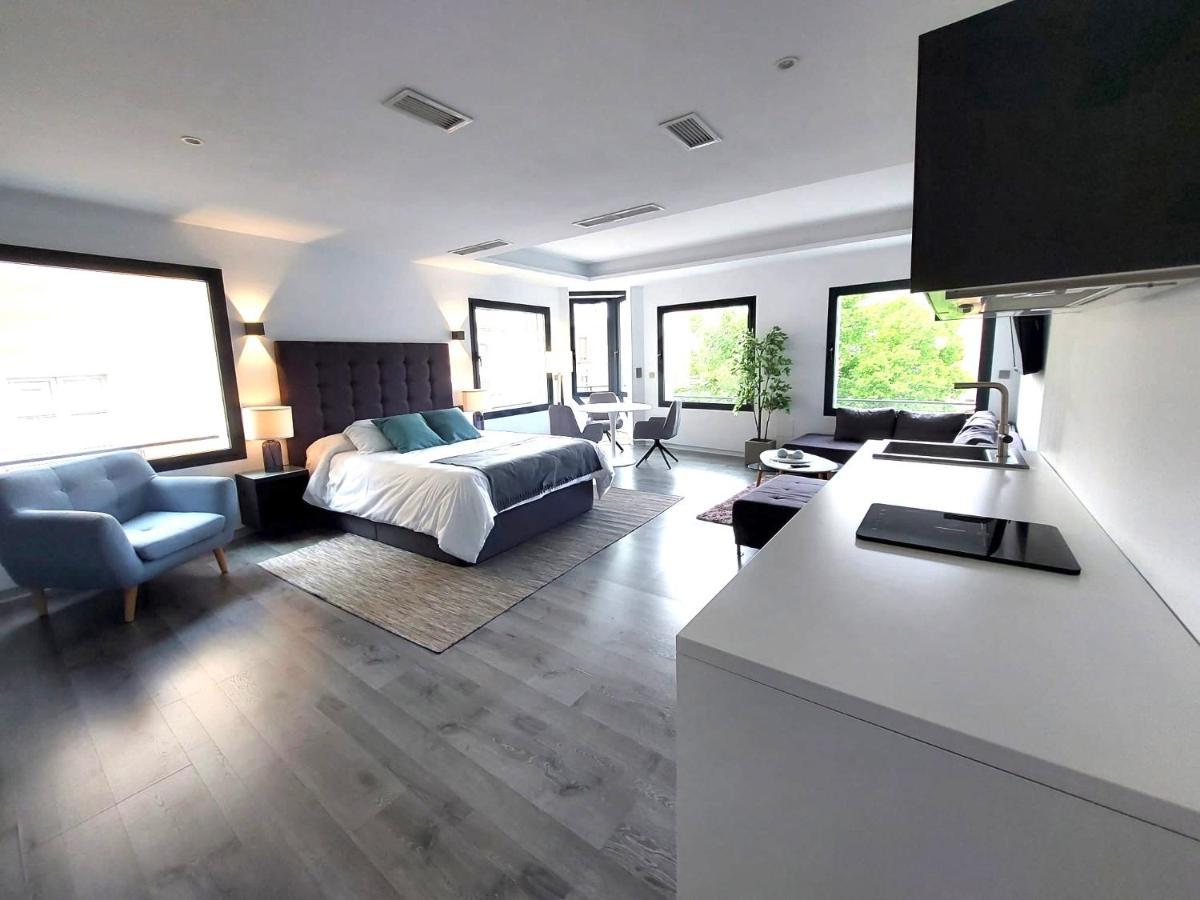 Plasencia Plaza Mayor Luxury ภายนอก รูปภาพ