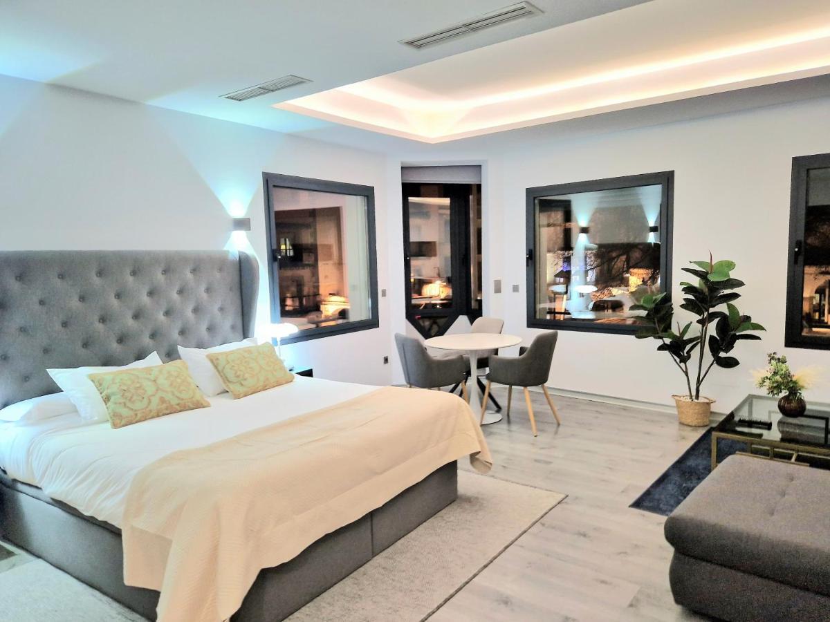 Plasencia Plaza Mayor Luxury ภายนอก รูปภาพ